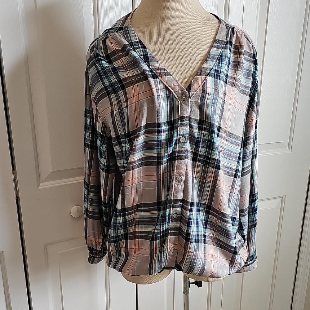Lane Bryant Multicolor Plaid Blouse. Long Sleeve Button Down. 14/16